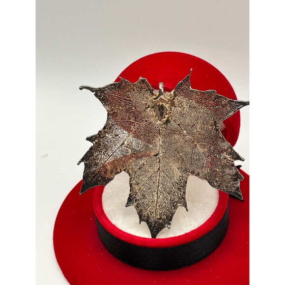 Blattrausch Canadian Maple Antique-Brass 2 5/8 Inch Pendant! - Picture 4 of 10